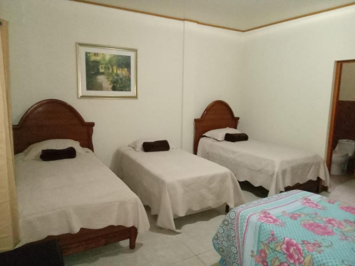 Apart Hotel Acuarious De Luis Estelí Dış mekan fotoğraf
